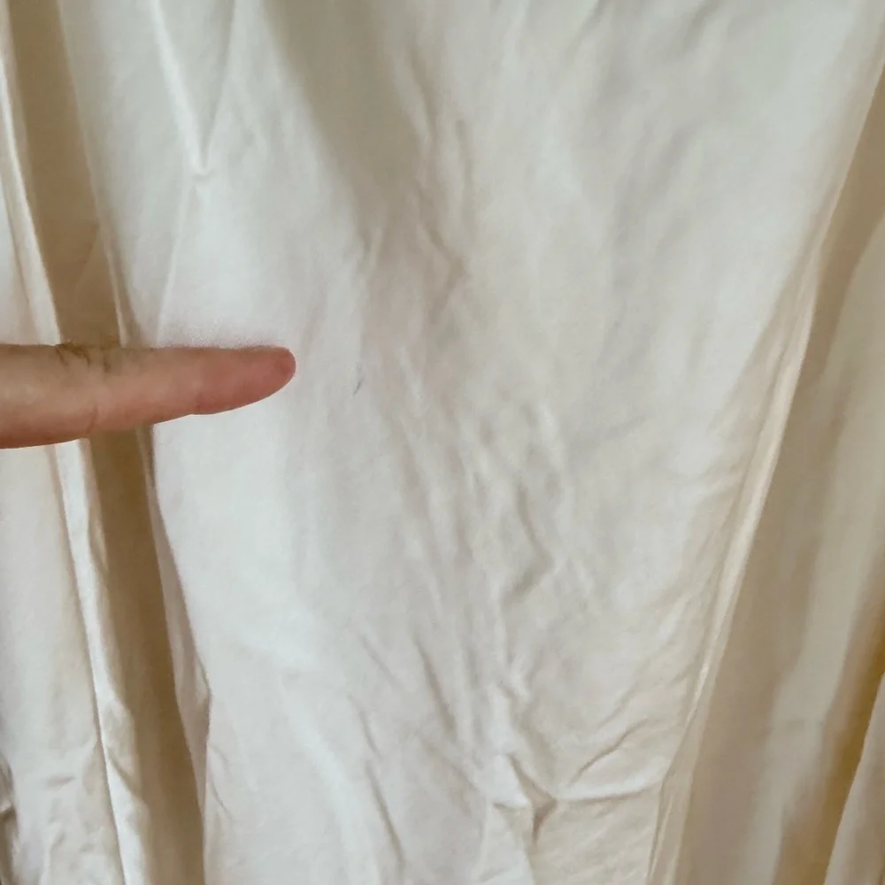 HERE COMES THE SUN selfie Leslie
Element Halterneck Maxi Dress Champagne - Picture 4 of 6
